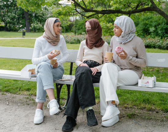 muslim girls in niqab